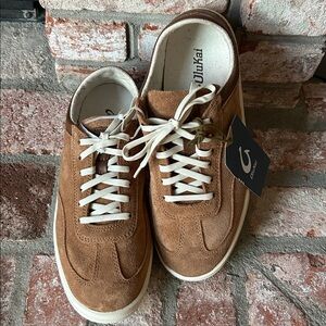 NWT OluKai Pūnini Suede sneakers casual,comfort collapsible heel Mens Size 8.5